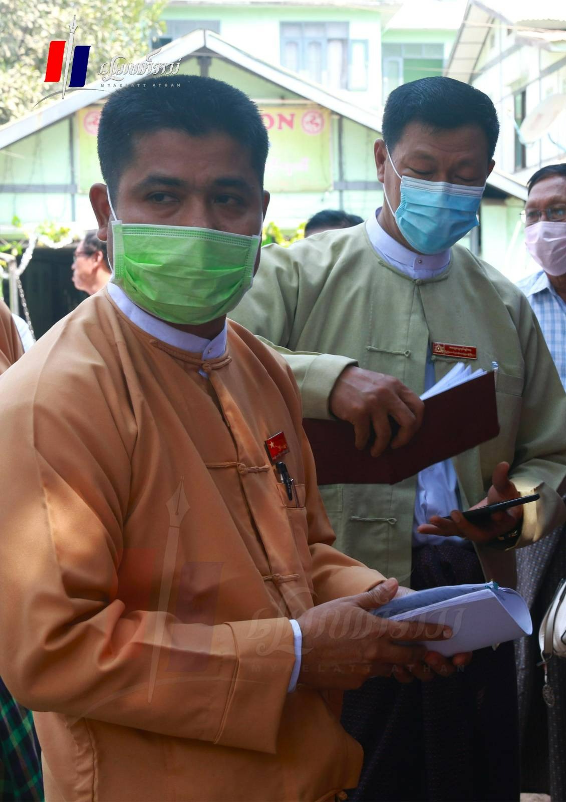 သမီးအဖမ်းခံလိုက်ရတဲ့ NLD ပဲခူးတိုင်းလဝကဝန်ကြီး စစ်ကောင်စီထံ လာအဖမ်းခံဟုဆို