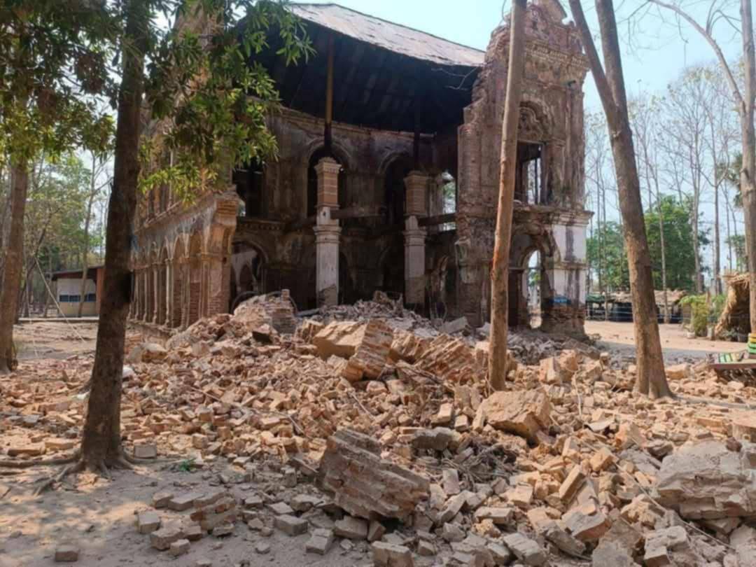 ပြည်မြို့ သုံးပန်လှရှေးဟောင်းကျောင်းတိုက် ငလျင်ကြောင့်ပြိုကျ