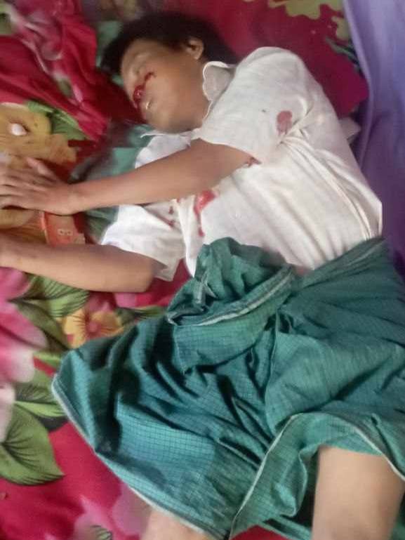 အဓမ္မလူသစ်စုဆောင်းတယ်ဆိုတဲ့ အုတ်ဖိုက စစ်မှုထမ်းဟောင်းတဦး သေနတ်နဲ့ ပစ်သတ်ခံရ