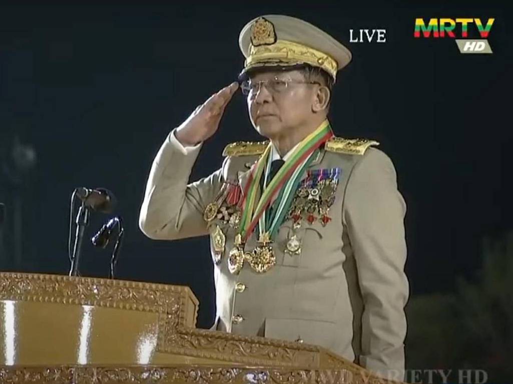 EAO တွေနဲ့ PDF တွေ လက်နက်စွန့်ပြီး ပါတီနိုင်ငံရေးလမ်းကြောင်းကနေ ရွေးကောက်ပွဲဝင်ဖို့နဲ့ ဒီဇင်ဘာလမှာ ရွေးကောက်ပွဲလုပ်ပြီး အာဏာလွှဲဖို့ဆောင်ရွက်နေတယ်လို့ စစ်ခေါင်းဆောင်ပြော