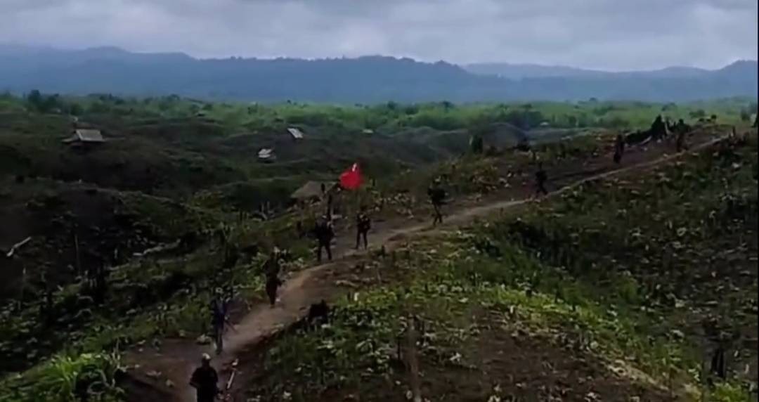 ပဲခူးရိုးအစပ်မှာ စစ်ကောင်စီစစ်ကြောင်းနဲ့ ဒေသခံPDF ထိတွေ့တိုက်ပွဲဖြစ်လို့ ၂ ဘက်ထိခိုက်သေဆုံးမှုရှိ