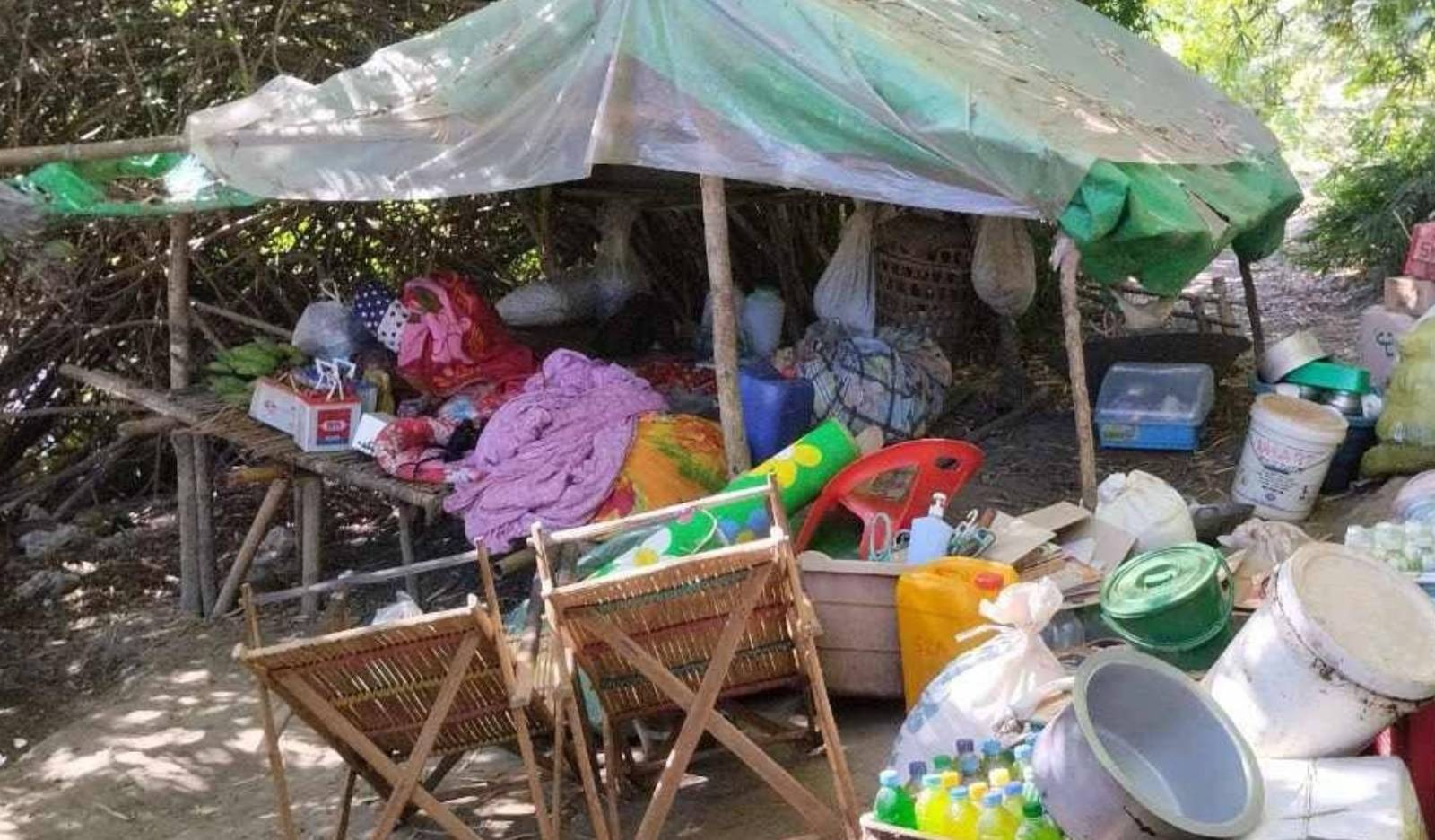 အုတ်ဖိုမြို့နယ် ကျေးရွာ ၄ ရွာက ဒေသခံတွေကို စစ်တပ်နှင်ထုတ်လို့ ဒေသခံတွေထွက်ပြေးနေရ