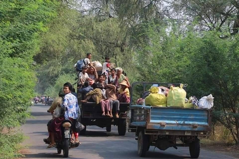 ဝမ်ပေါင်ကုမ္ပဏီ လုံခြုံရေးယူဖို့လာတဲ့စစ်ကြောင်းက နေအိမ် ၁၀၀ ခန့်ကို မွှေနှောက်ပစ္စည်းတွေယူသွား