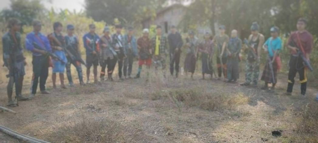 အုတ်ဖိုနယ် ဂမုန်းဆည်မှာတပ်စွဲတဲ့ စစ်ကောင်စီတပ်ဖွဲ့ တိုက်ခိုက်ခံရပြီး ၃ ဦးသေဆုံး ၁၁ ဦးဒဏ်ရာရ