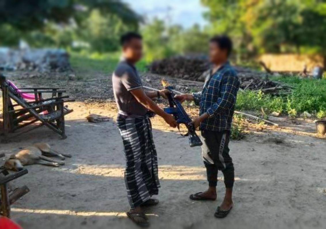 လင်းကတောနယ်မြေရဲစခန်းက ရဲဒုတပ်ကြပ် မြိုင်ပကဖဆီ အလင်းဝင်