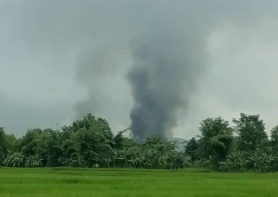 စက္ကန့် ရွာမှာ ကျန်ခဲ့ရတဲ့ ချင်းတိုင်းရင်းသား မြေးအဖွား ၂ ဦးကို စစ်ကောင်စီက သတ်ပြီး ရွာကိုပါမီးရှို့