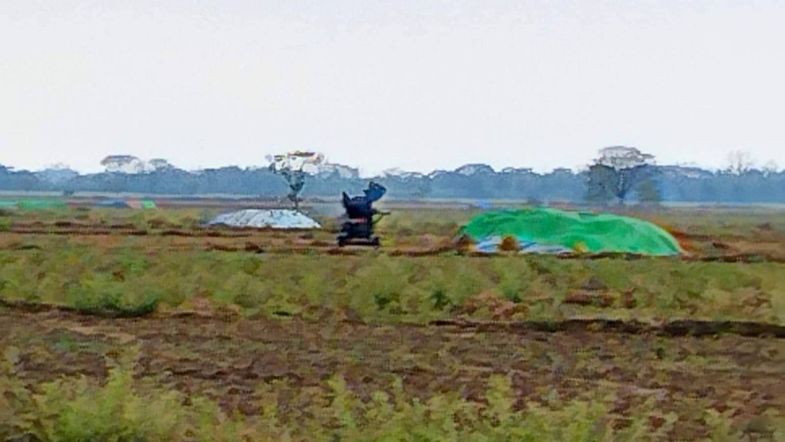 ပဲခူးအနောက်ခြမ်းမှာ အချိန်ခါမဟုတ် မိုးသက်လေပြင်းတိုက်ခတ်လို့ ပျက်စီးမှုတွေရှိ