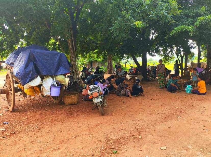 ပုလဲမြို့နယ်၊ တနယ်ရွာကို စစ်တပ်ကတပ်စွဲထား၊ ဒေသခံတွေရဲ့ ပစ္စည်းတွေကို ယူဆောင်သွား