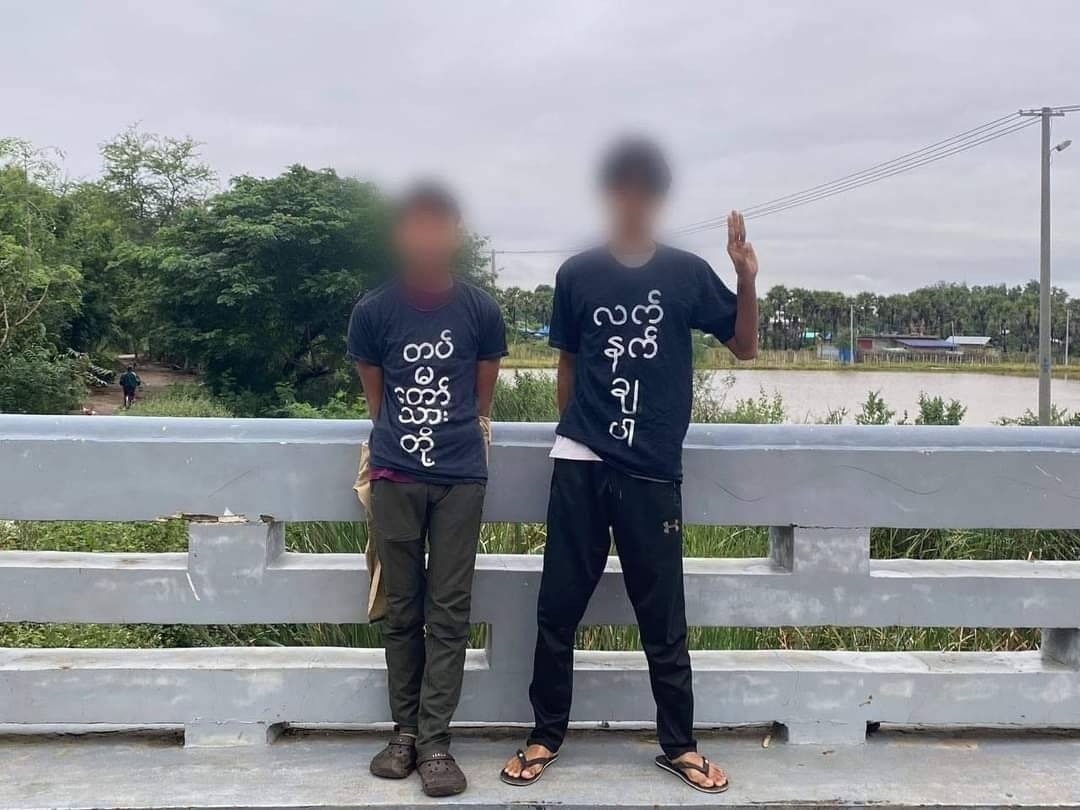 မုံရွာမြို့ပေါ်မှာ စစ်ကောင်စီတပ်ဖွဲ့တွေ လက်နက်ချ အလင်းဝင်ရေး လှုပ်ရှားမှု ပြုလုပ်