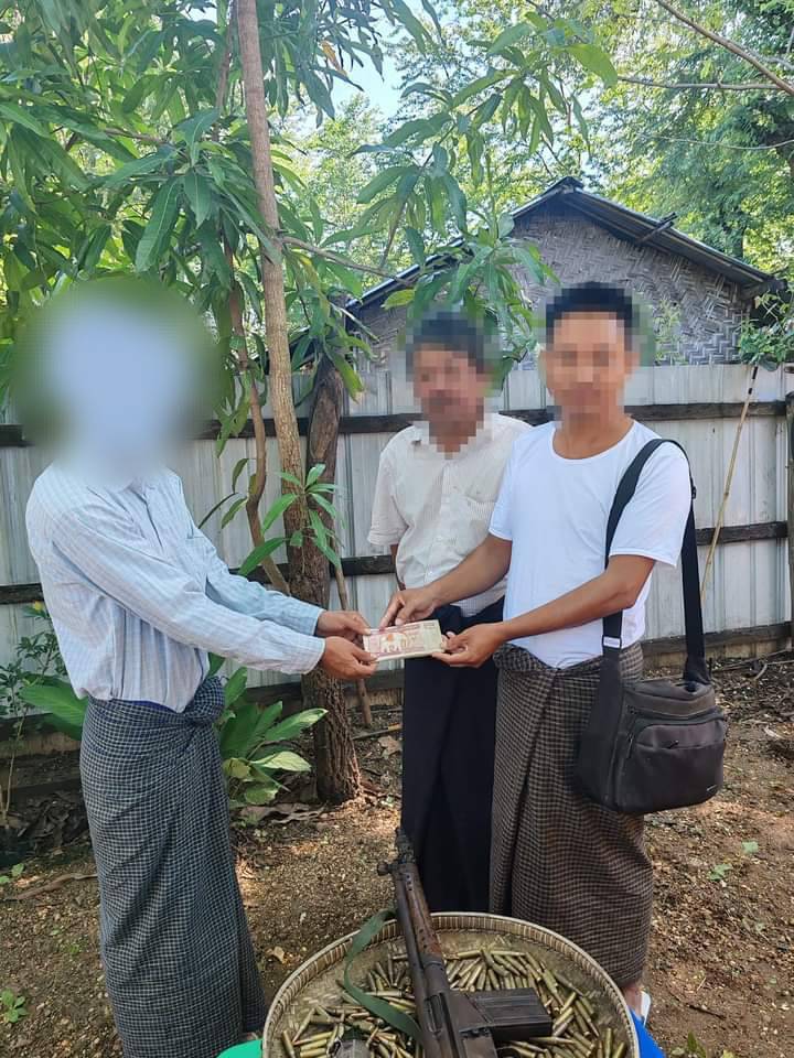 ပုလဲ၊ ကန်ဒေါင့်နယ်မြေရဲစခန်းက ရဲတပ်ကြပ် ၁ ဦး လက်နက်နဲ့ အလင်းဝင်